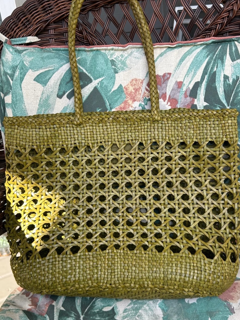 DRAGON DIFFUSION Eclipse Tote -NEW - Picture 2 of 6